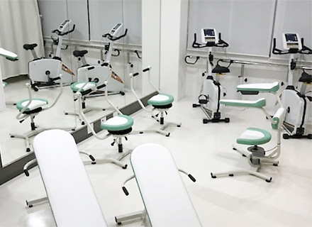 各種リハビリ機械